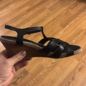 Bass wedge strappy sandal